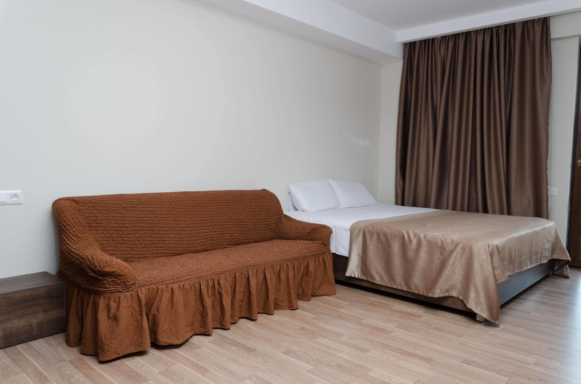 Big Bay Hotel Tbilisi Exterior photo