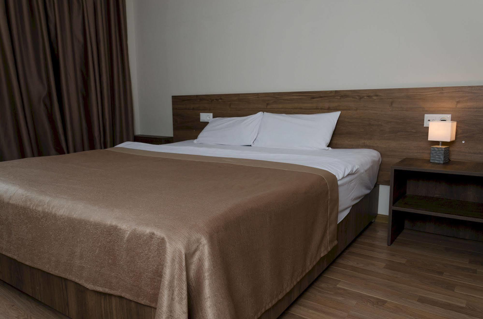 Big Bay Hotel Tbilisi Exterior photo