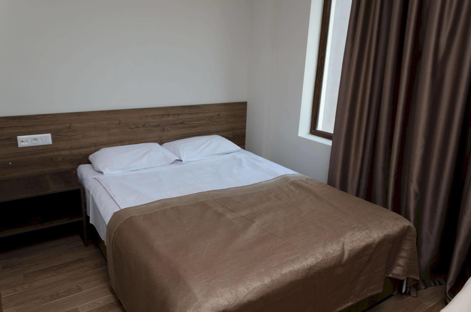 Big Bay Hotel Tbilisi Exterior photo